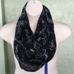 Apt 9 woman’s Infinity scarf OSFM black with silver floral embroidered